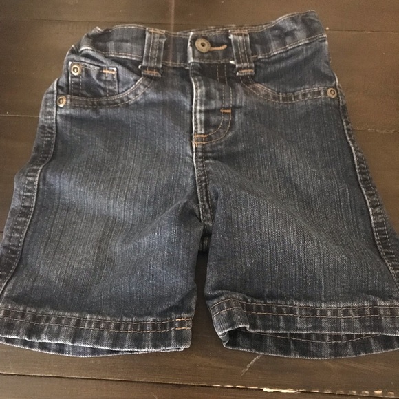 Wrangler - Picture 2 of 3